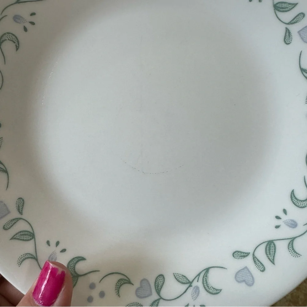 Corelle Country Cottage 6.75” Wide Dessert Bread & Butter Plates Set of 4 USA